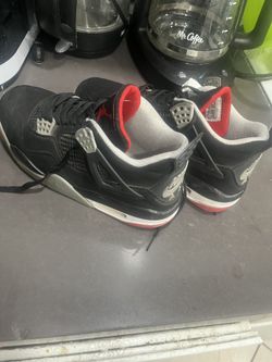 Jordan 4