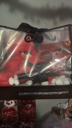 Last Minute Valentine Gifts Delivery Available