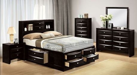 Brand New Black 4pc Queen Bedroom Set (Available in Eastern King)
