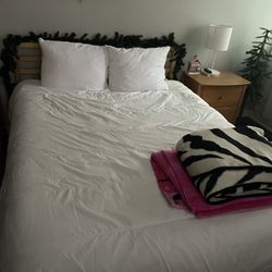 Queen Size Bed And Mattress
