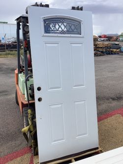 4-Panel Door w/ Fan Lite