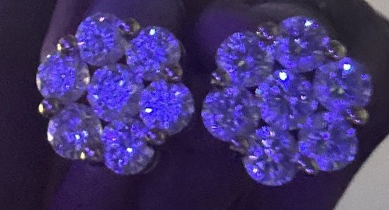10k Gold Diamond Flower earrings