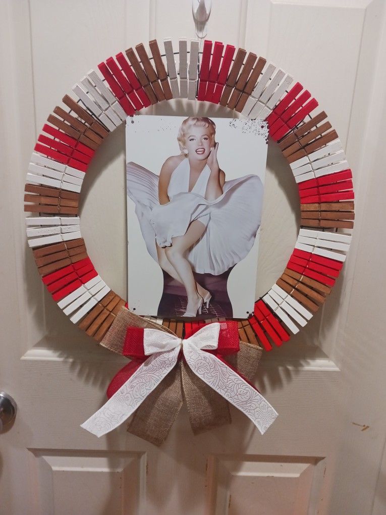 Marilyn Monroe Handmade, Hand Painted, Clothes Pin Wreath