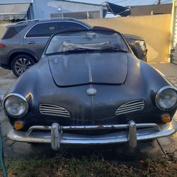 Volkswagen Karmaghia  