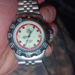 Female Tag Wrist Watch 