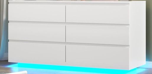 Isamary  floating 6 drawer 47.36" W double dresser