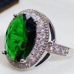 ***NEW***FASHION/LUXURY SHINY (LAB GREATED)  (925SILVER) FINISHED** 14X10MM. EMERALD & ZIRCONIA**4.7GR**Size: 6.0-7.0-Do Choice.!
