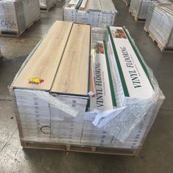 Up $0.99/sq ft 5.5mm~10mm Luxury Vinyl Plank Flooring SPC Flooring Click Locked Wholesale Price