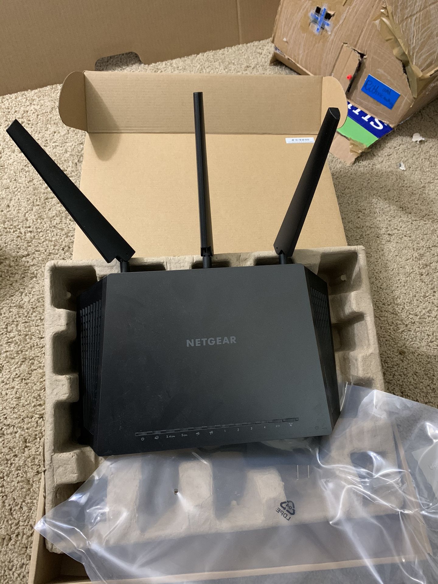 Net gear WiFi router