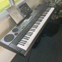 The Casio WK-6500 is a 76-key, touch-sensitive digital keyboard workstation .Excellent Condition