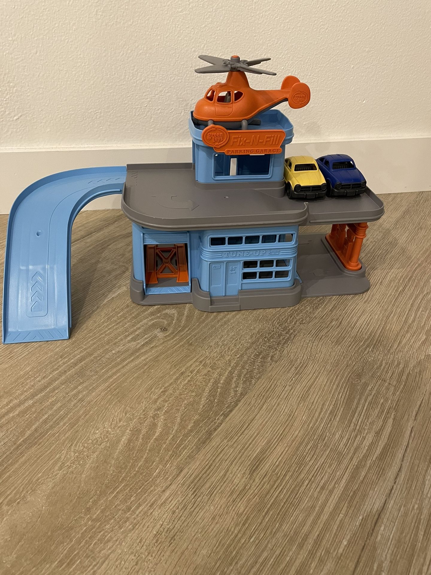 Green Toys Parking Garage