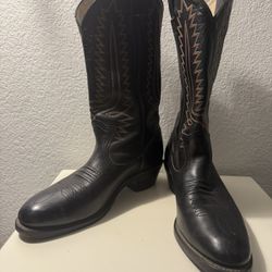 Boot Size 10