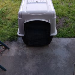 Walmart Outdoor Large  Doghouse  Tan/blk