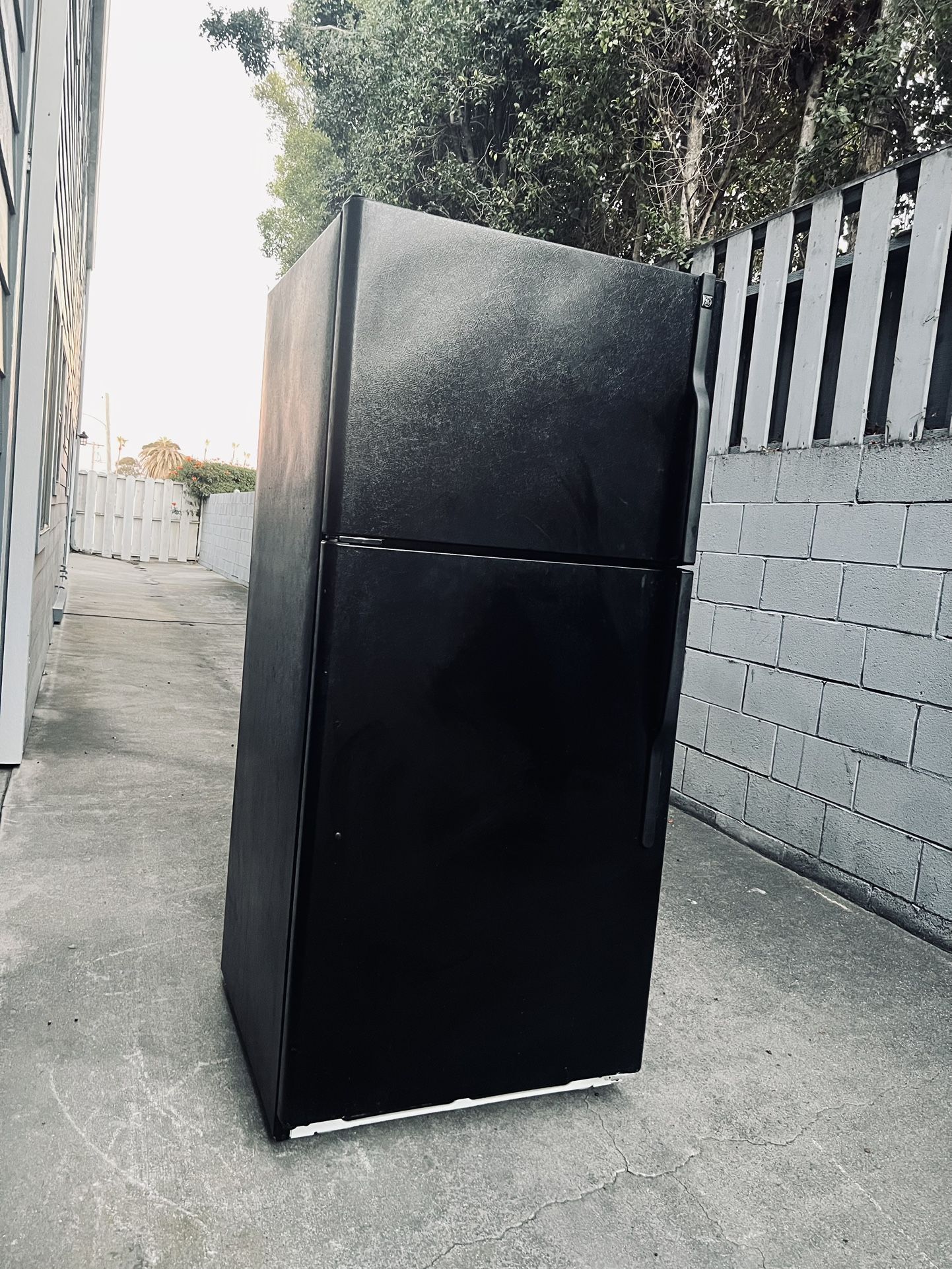 Excellent Working Black Refrigerator Top Freezer