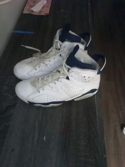 Jordan 6s Midnight Navy.