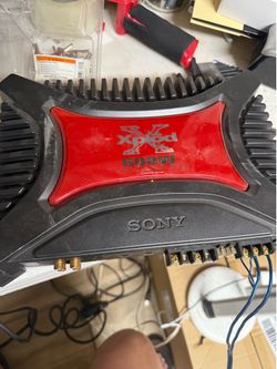 Sony xplod 600watt 2 channel amplifier