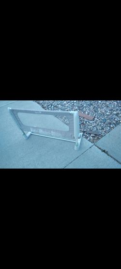 Bed rail