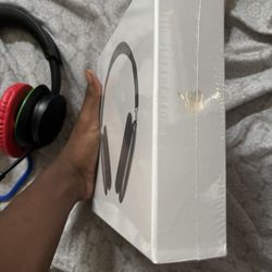 Brand New Black AirPod Max