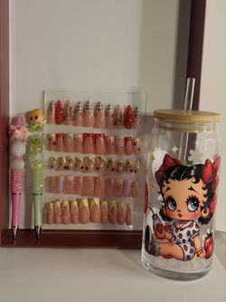 Press On Nails