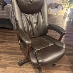 Executive Office Chair 