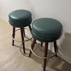 2 Swivel Barstools 