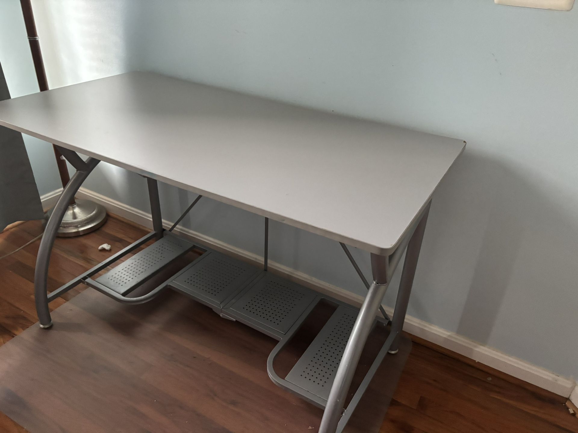 fodable Steel frame Desk/Table