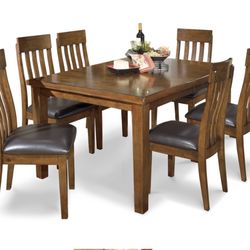 Dinning Table Rectangle And 6 Chairs