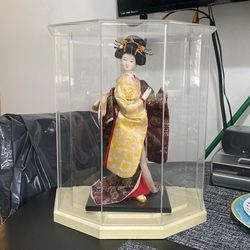 Japanese Geisha Doll