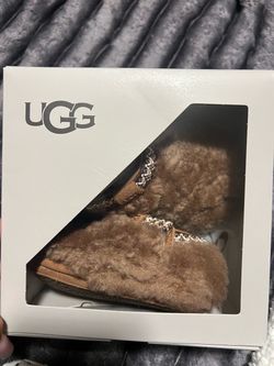 Ugh Tasman curly baby Uggs