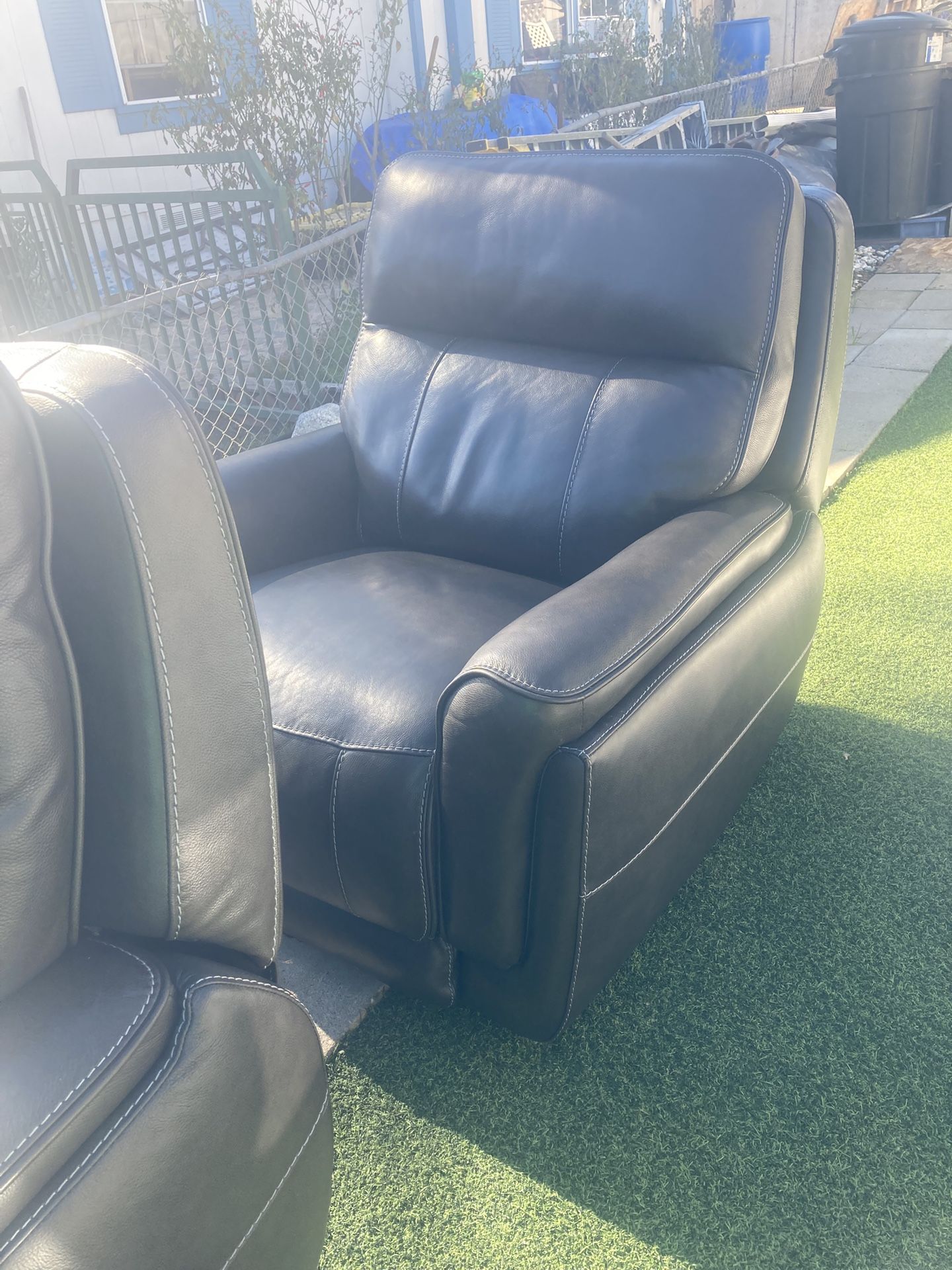 2 GREAT CONDITION LEATHER RECLINERS ALL ELECTRIC. EVERYTHING WORKS $100 each…paid over $600 each not long ago