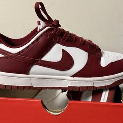 Nike dunk “ team red” size 9.5