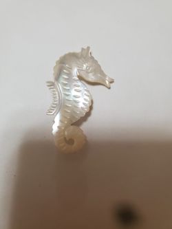 Vintage Mother Of Pearl Seahorse Pin 