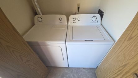 Amana Vented Electric Dryer & Top-Load Washing Machine