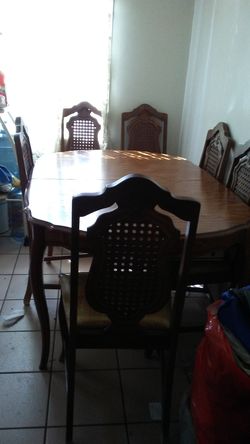 Comedor. 6 sillas