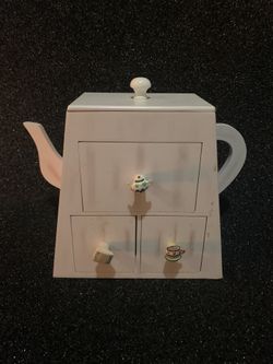 Decor Knick Knack Box