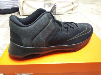 New Nike Air Ii Nbk Mens Basketball Shoes Size 13 for Sale in San Jose, CA - OfferUp