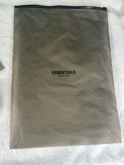 Black essentials fear of god shorts