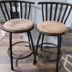 Cushioned Barstools 