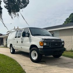 2007 Ford E-350