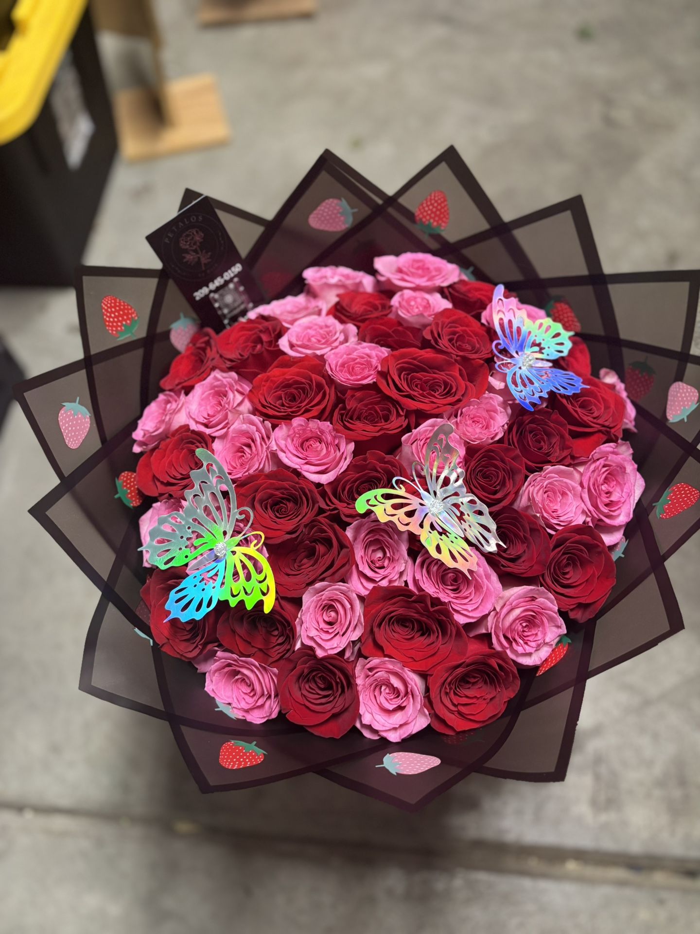 Ramo Buchon 50 Roses Bouquet 