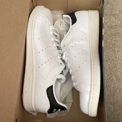 NEW.ADIDAS stan Smith shoes for men.size 8 9 10