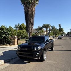 Toyota Tacoma 