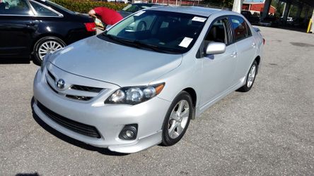 2013 Toyota corolla
