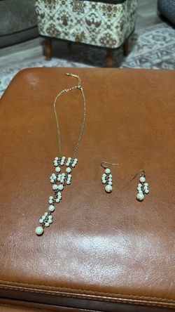 Victorian Revival Faux Pearl Floral Cluster necklace and earrings