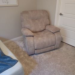 Rocker Recliner Chair