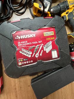 37-piece Husky mechanics set. Originally 38 pieces. Missing one piece