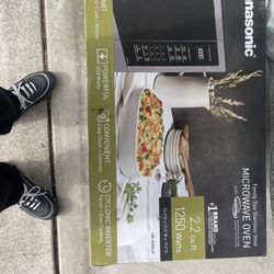 Microwave Panasonic Never Used Brand New
