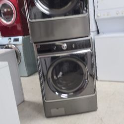 Washer And Dryer Kenmore Electric  Stacable Delivery Extra Charger