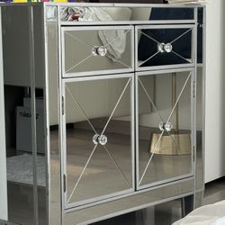 mirrored nightstands 
