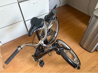 Folding Bike (like new)